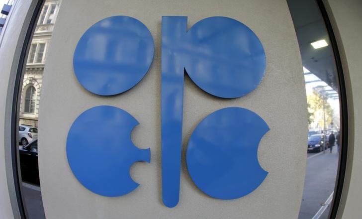 OPEC+周四有望再发政策大礼包 重要会议前决定下调石油需求预估