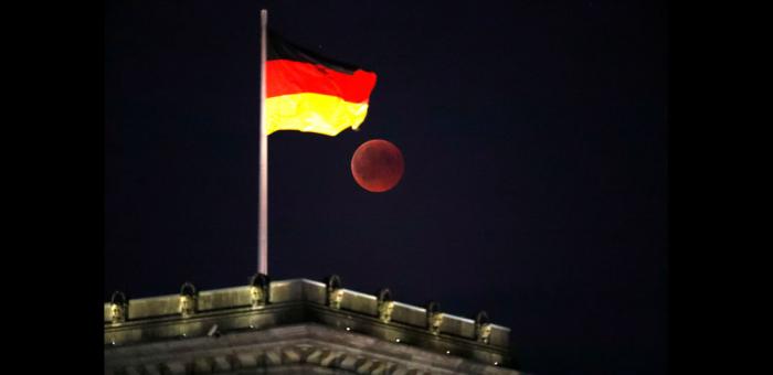 在法院裁决的推动下，德国政府大幅提高减排目标
